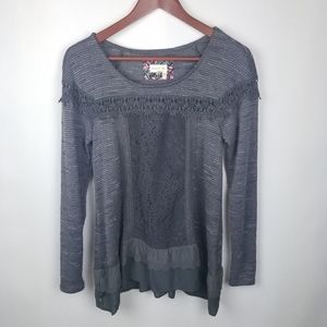 Anthro Meadow Rue Gray Ruffle Hem Boho Blouse Sm
